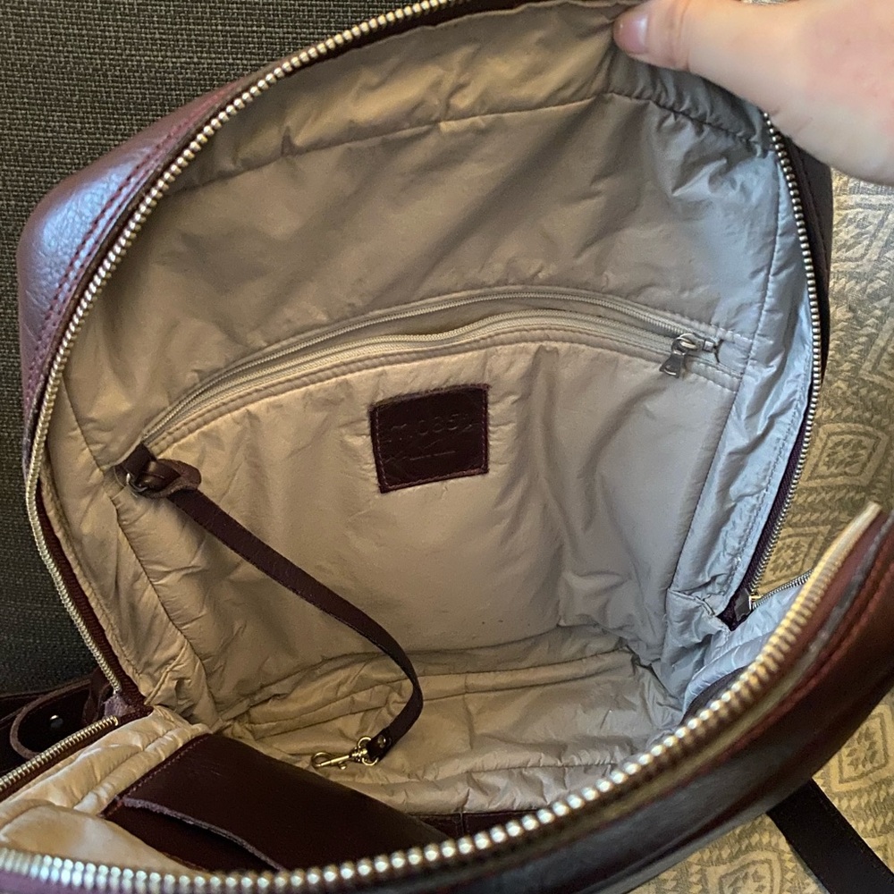 Mossi Leather Backpack - Deep Burgundy - Picture 8 of 11